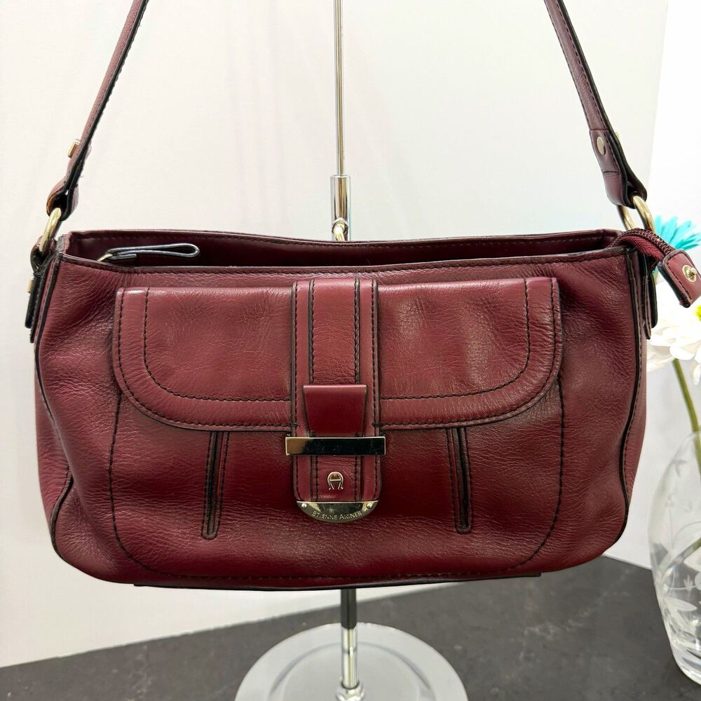 Vintage Etienne Aigner Burgundy Leather Shoulder Bag Purse Gold Hardware Y2K